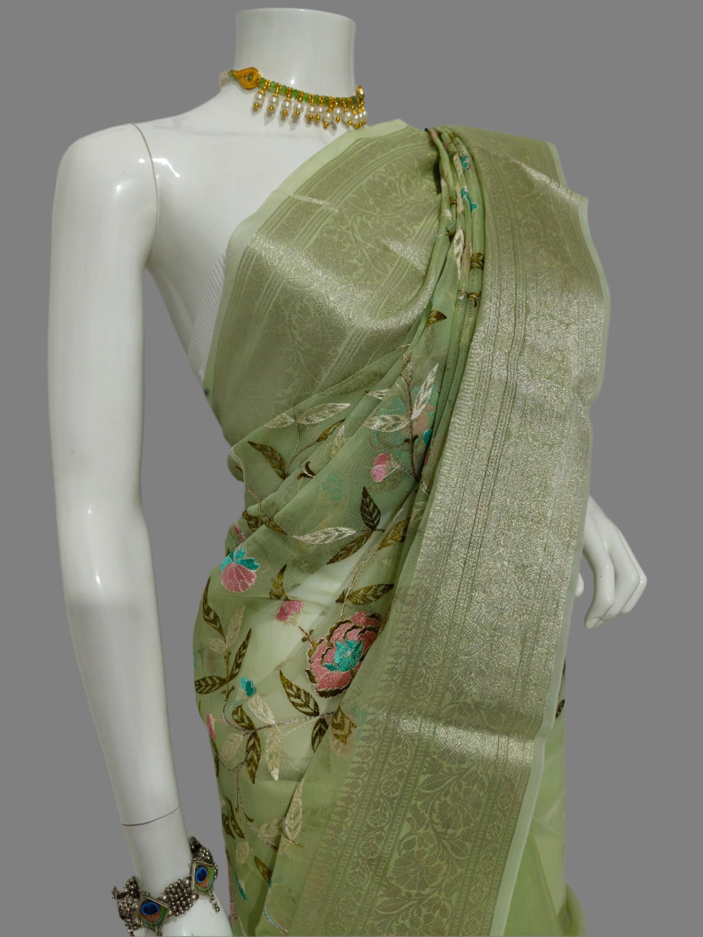 Banarasi Kora Rich Embroidery Green Silk Saree With Unstitched Blouse