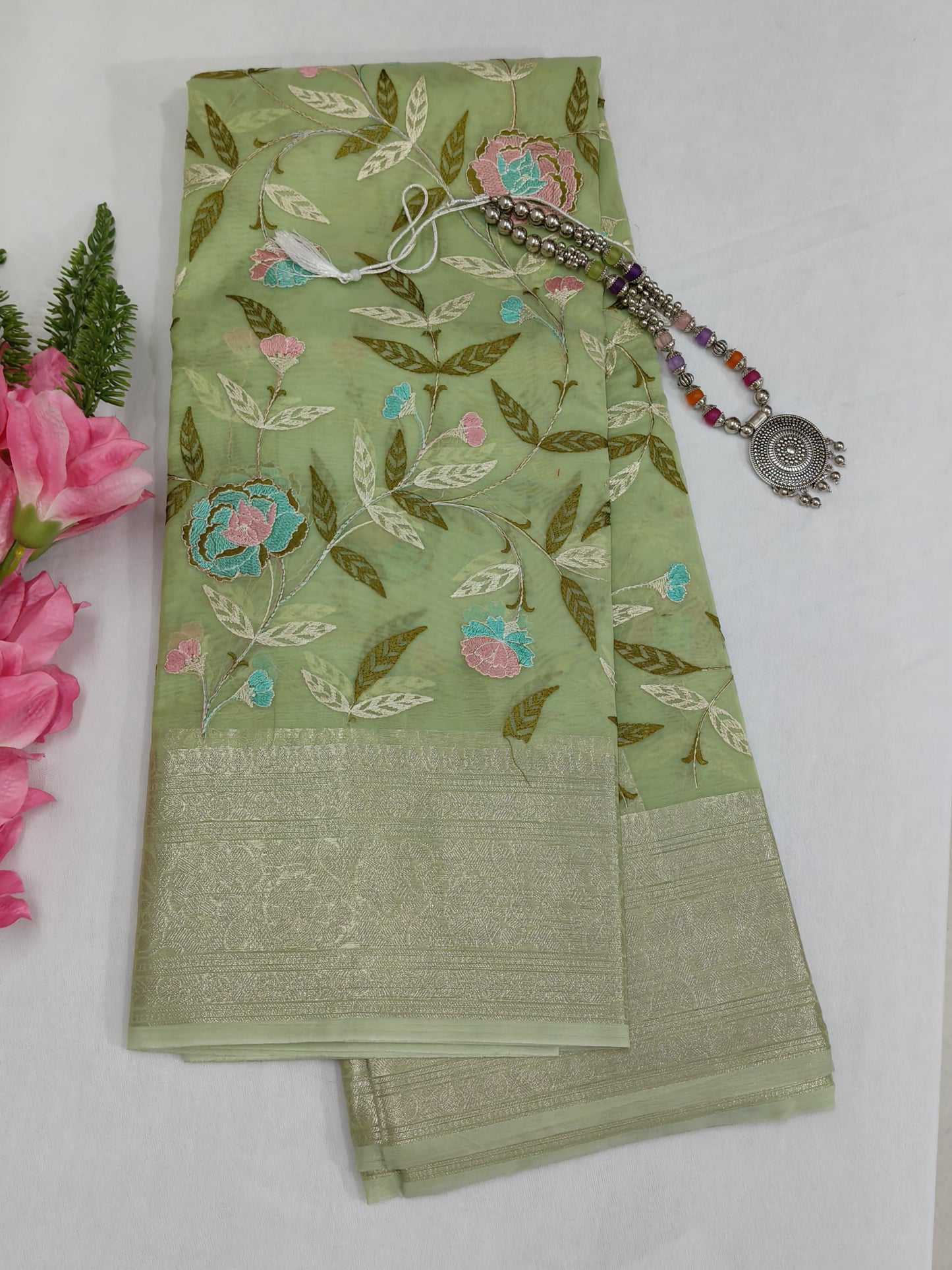 Banarasi Kora Rich Embroidery Green Silk Saree With Unstitched Blouse