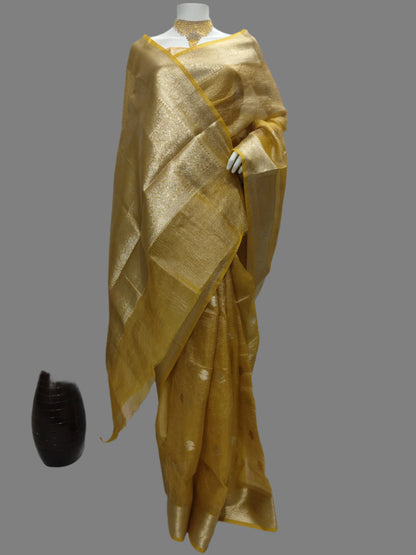 Banarasi Tissue Crush Buti Saree With Unstitched Blouse