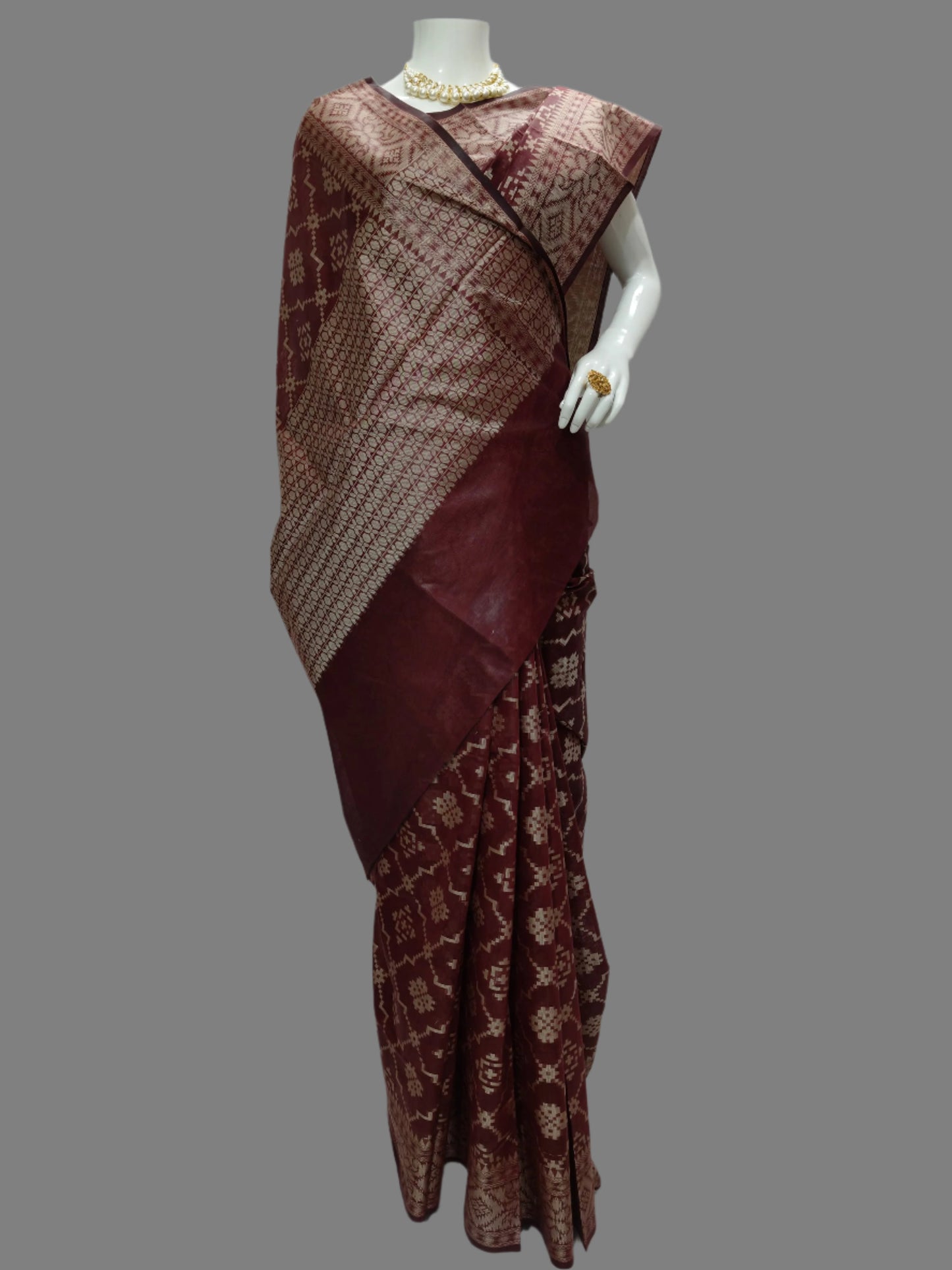 Banarasi Cotton Silk Saree With Unstitched Blouse