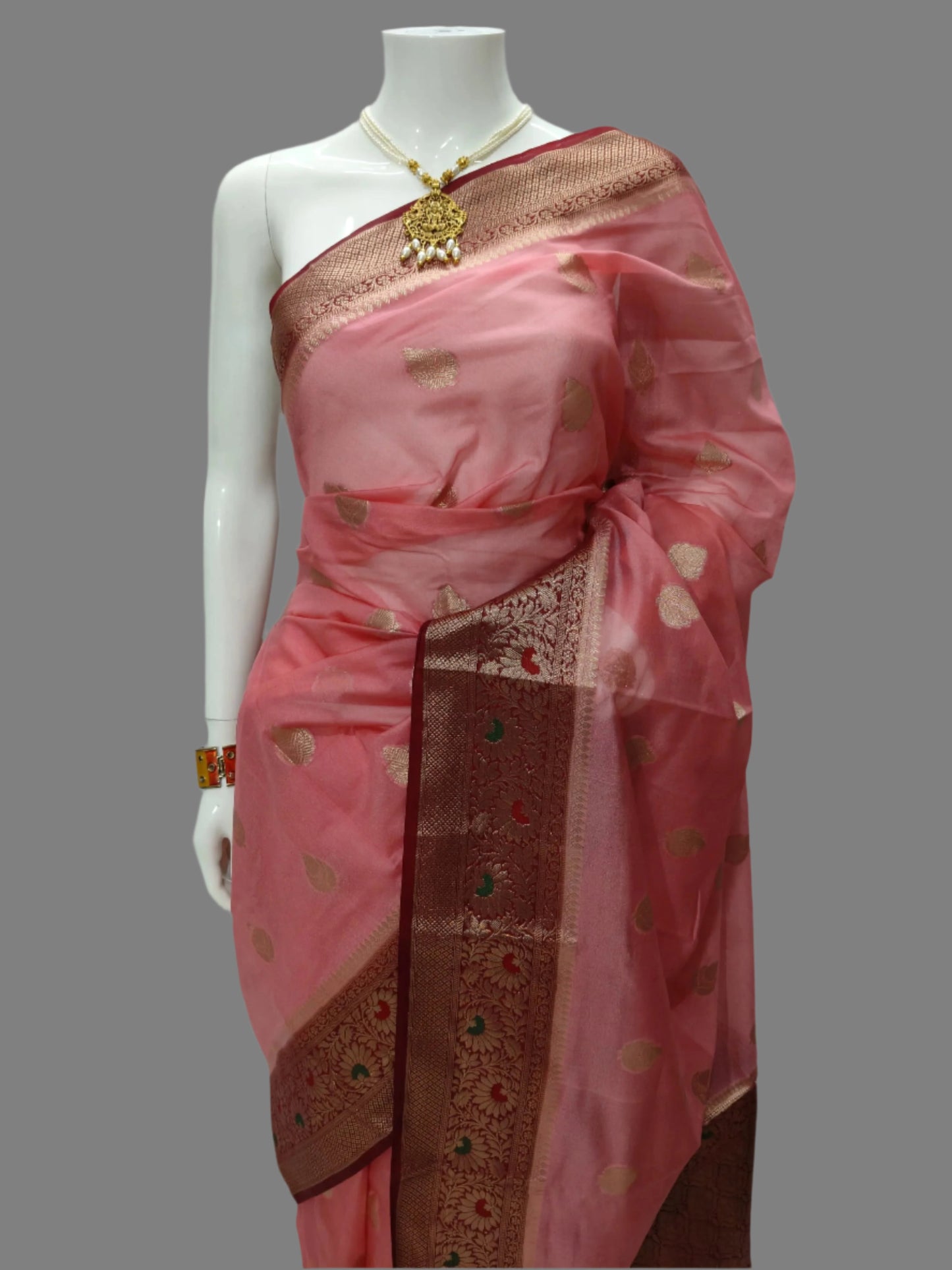 Peach  Banarasi Georgette Saree With Unstitched Blouse