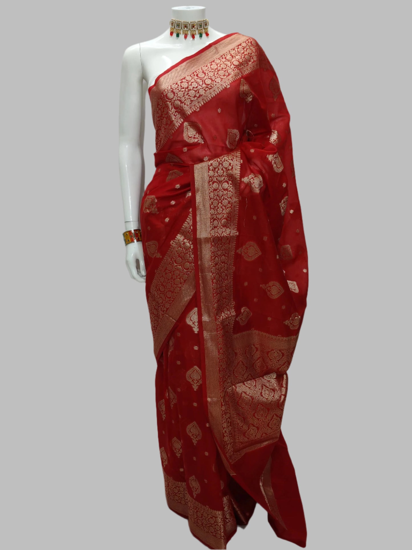 Red Banarasi Georgette Saree With Unstitched Blouse