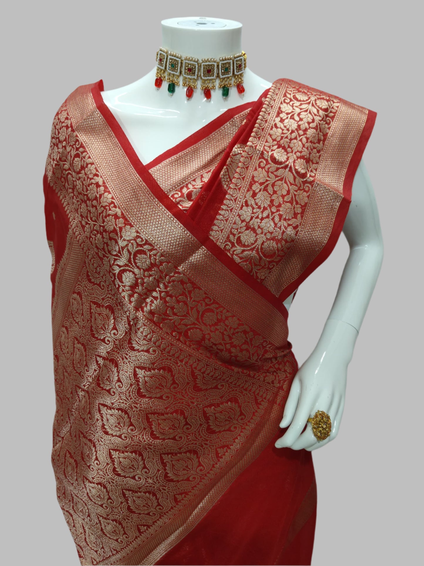 Red Banarasi Georgette Saree With Unstitched Blouse