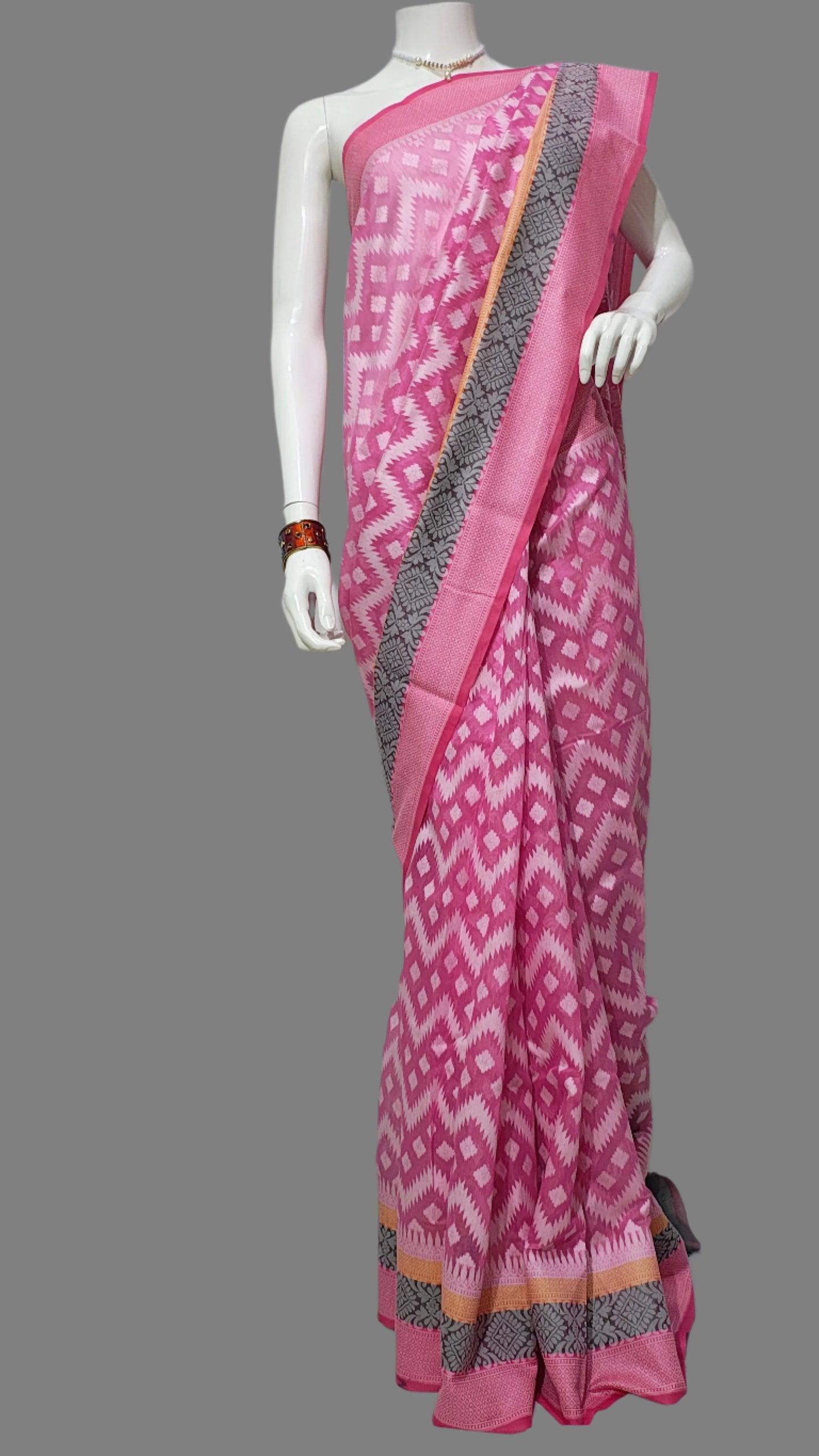 Banarasi Cotton Silk Saree With Unstitched Blouse