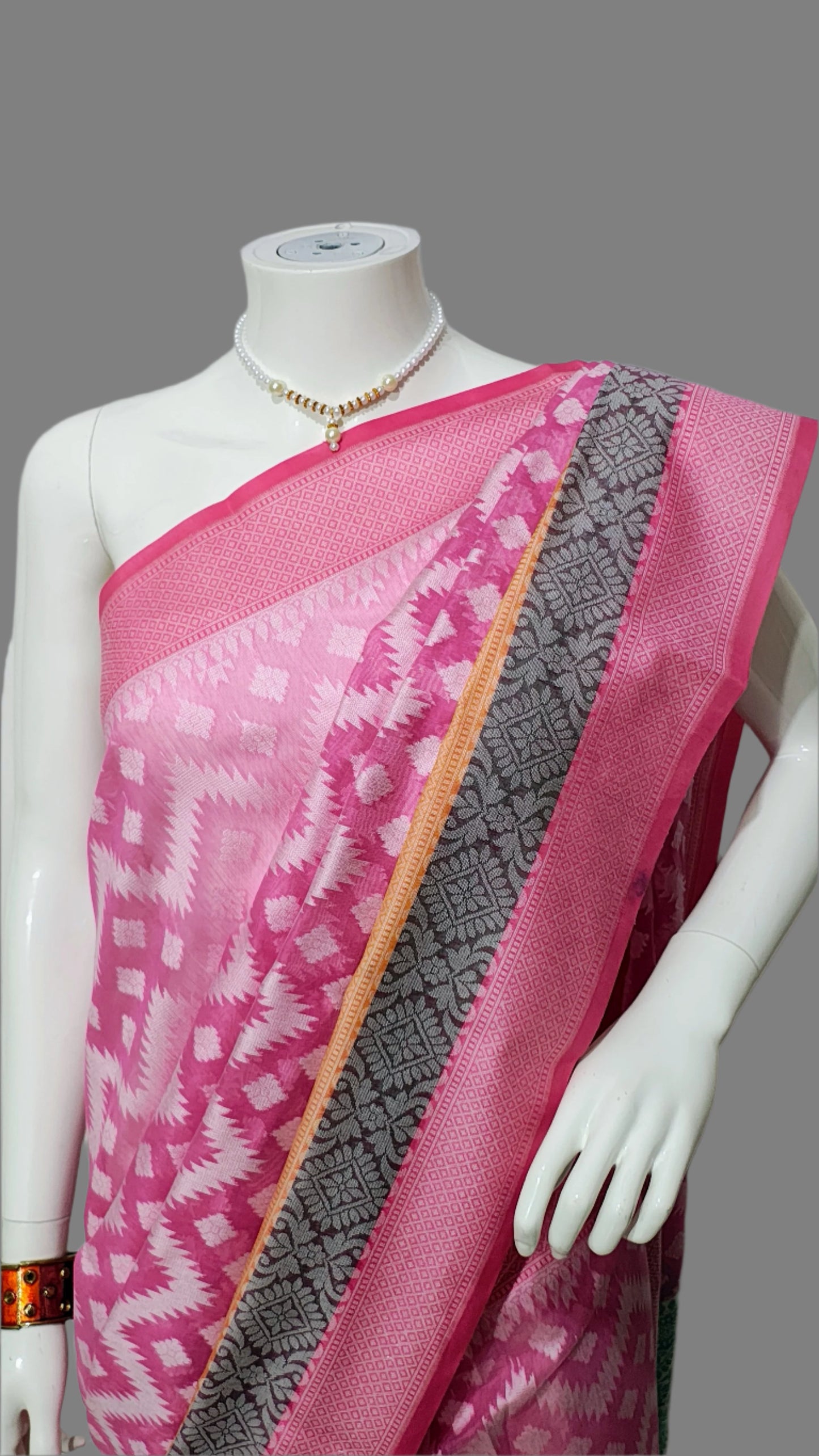 Banarasi Cotton Silk Saree With Unstitched Blouse