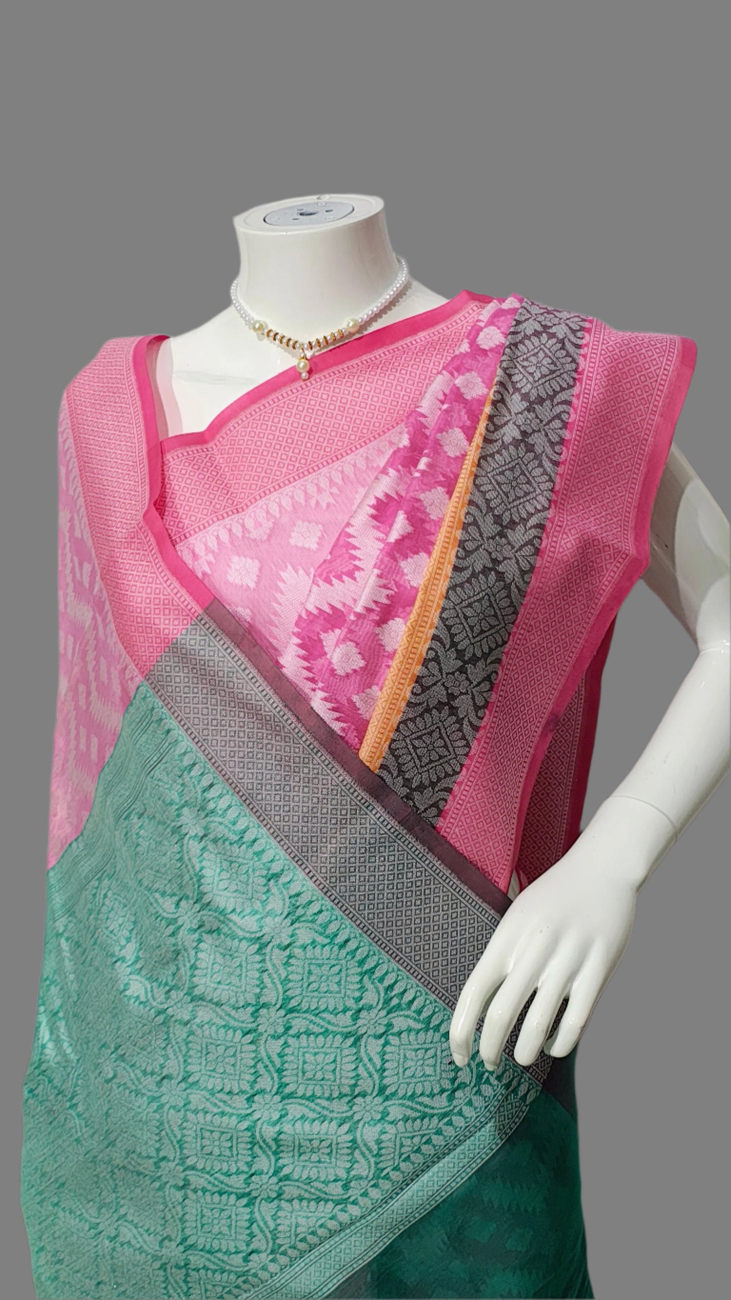 Banarasi Cotton Silk Saree With Unstitched Blouse