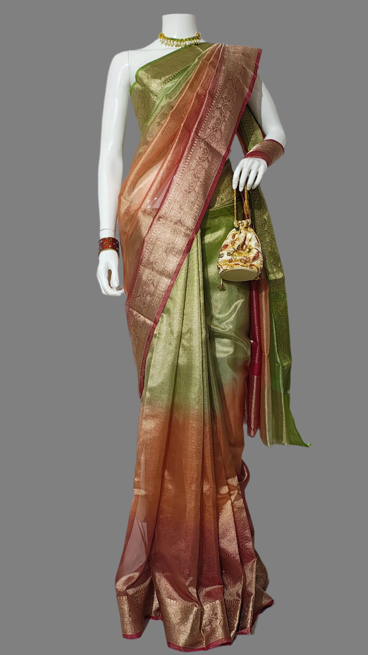 Organza 4D Dye Tissue Saree With Unstitched Blouse