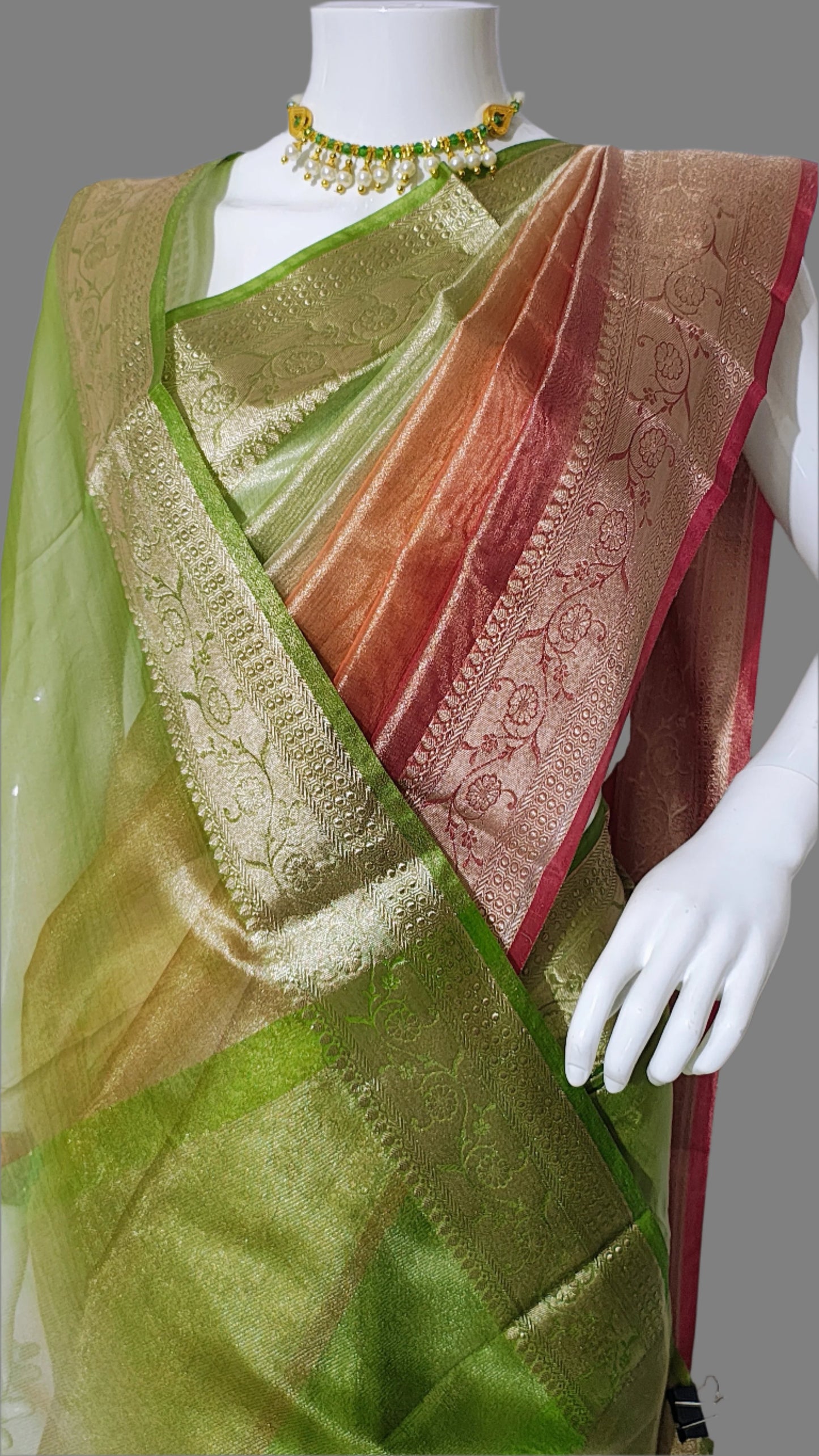 Organza 4D Dye Tissue Saree With Unstitched Blouse