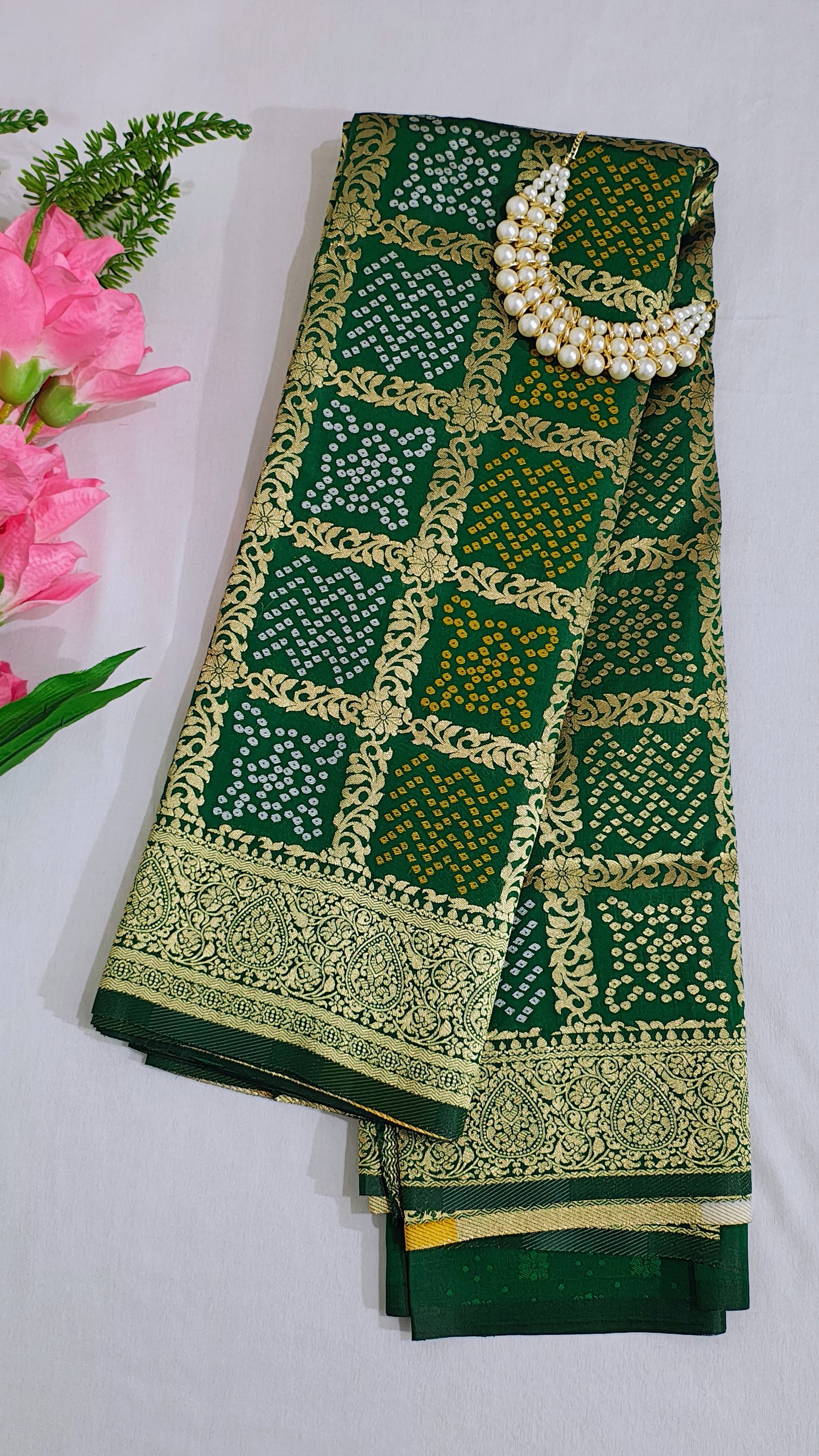 Green Cotton Silk Alwar Weaving Banarasi Saree With Unstitched Blouse