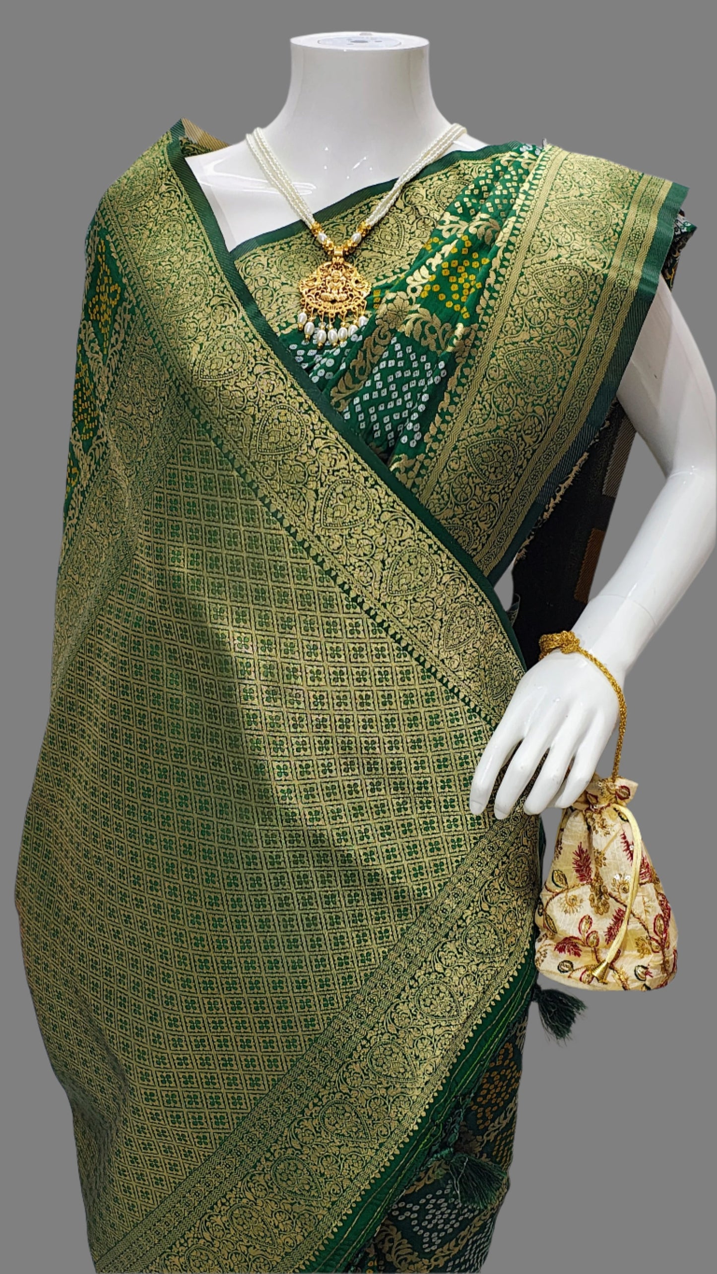 Green Cotton Silk Alwar Weaving Banarasi Saree With Unstitched Blouse