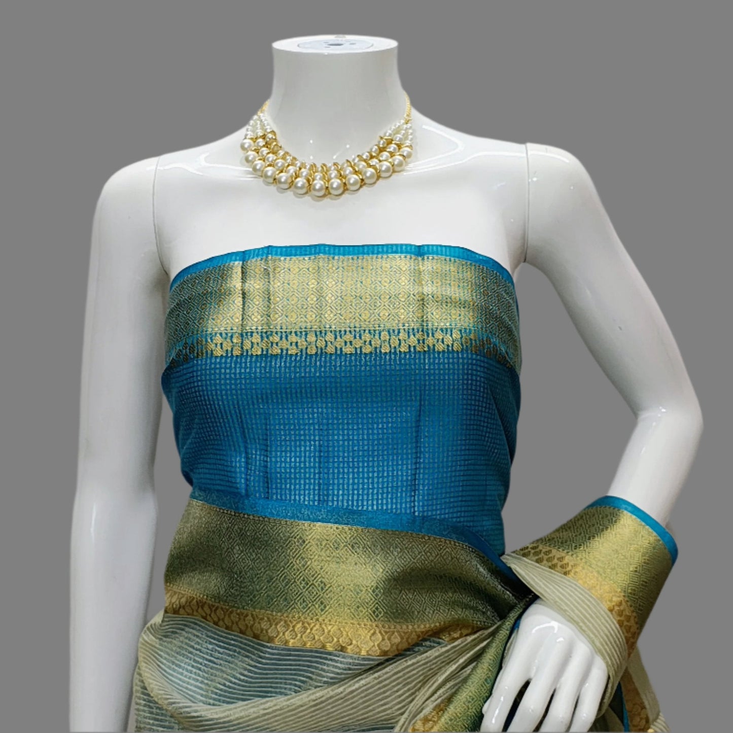 Banarasi Tissue Crushed Embroidery Saree With Unstitched Blouse